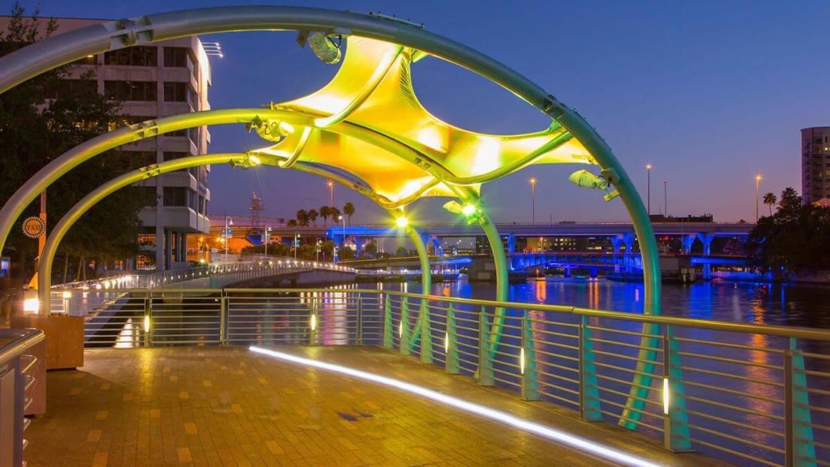 فيلا 4Bd 2 Mi To Usf Free Pool + 24 Hour Gym تامبا المظهر الخارجي الصورة